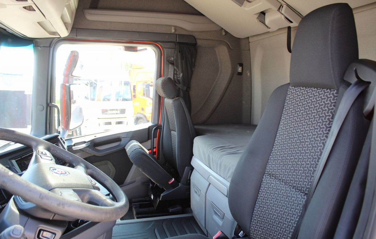 Тягач Scania R: фото 9