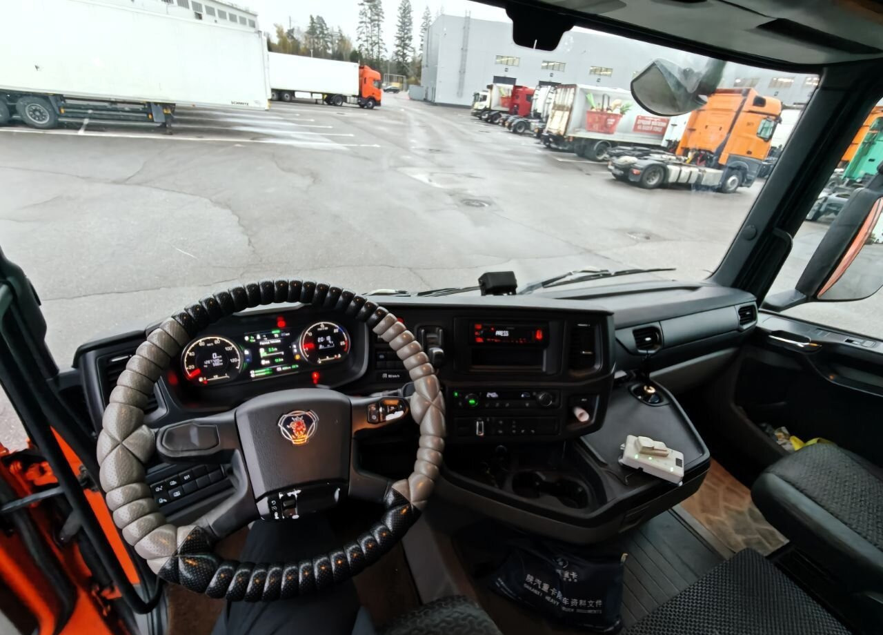 Тягач Scania R: фото 8 Тягач Scania R: фото 8