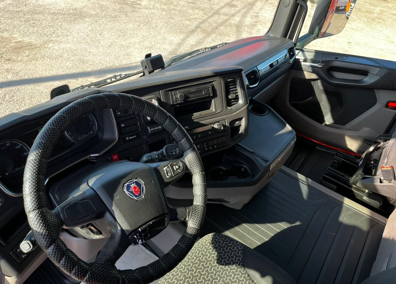 Тягач Scania R: фото 9