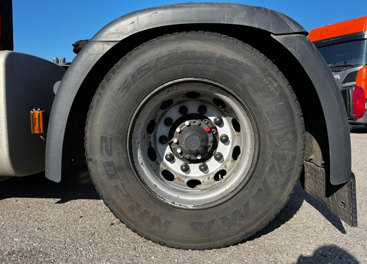 Тягач Scania R: фото 14