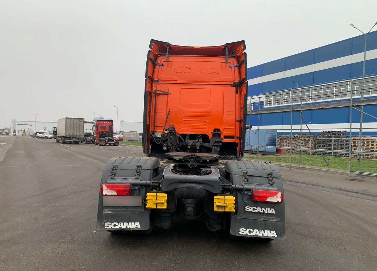 Тягач Scania R: фото 6
