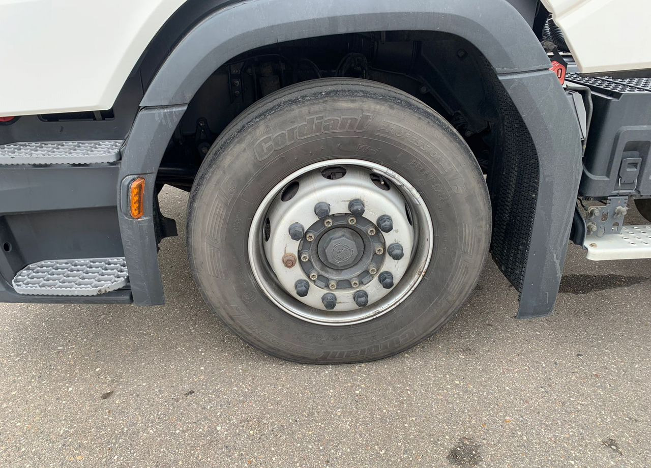 Тягач Scania R: фото 14