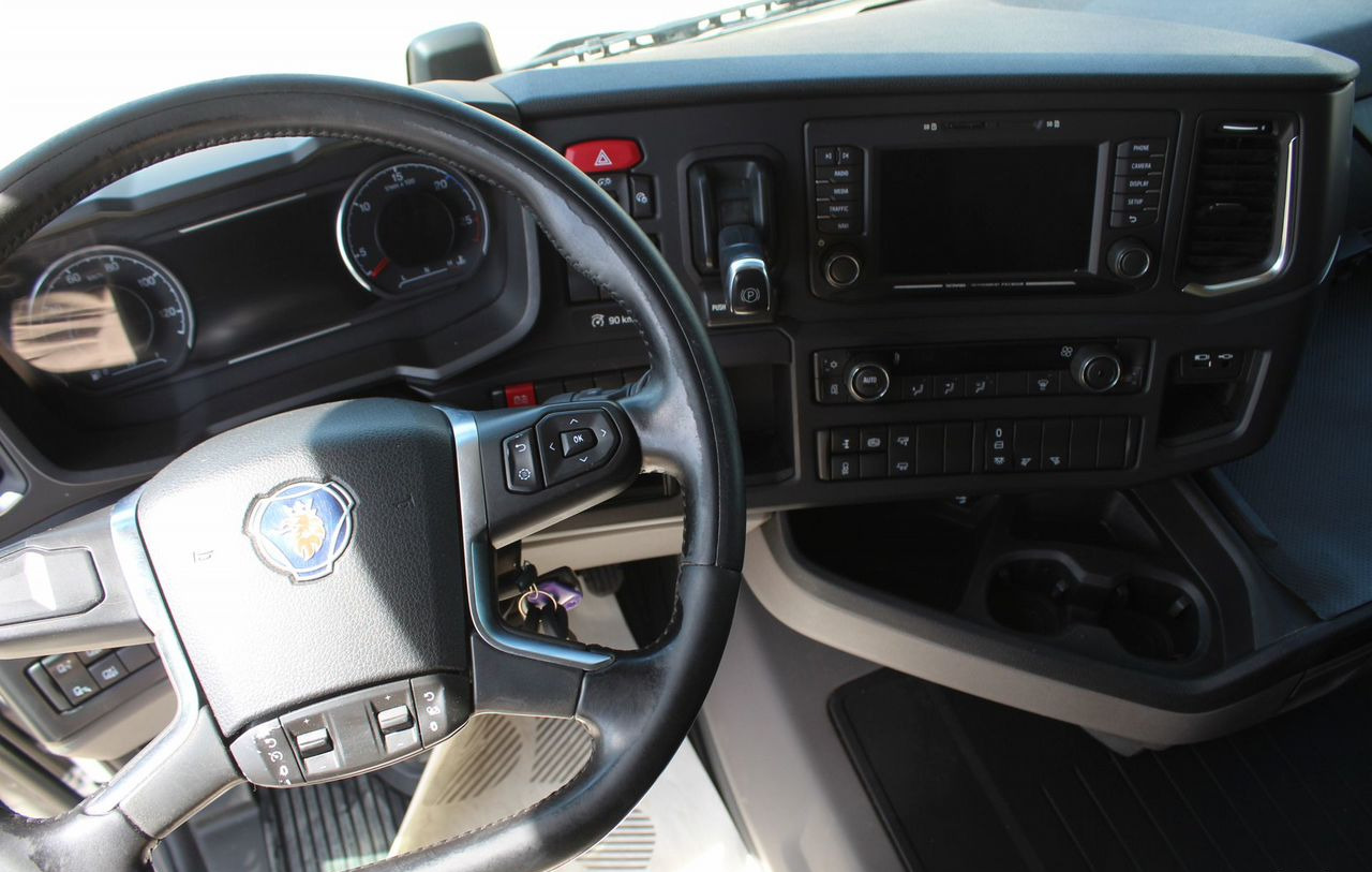 Тягач Scania R: фото 10 Тягач Scania R: фото 10