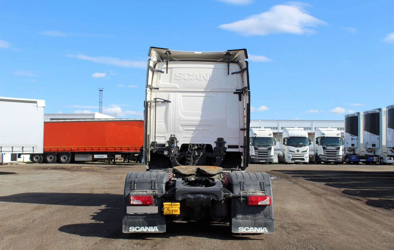 Тягач Scania R: фото 6