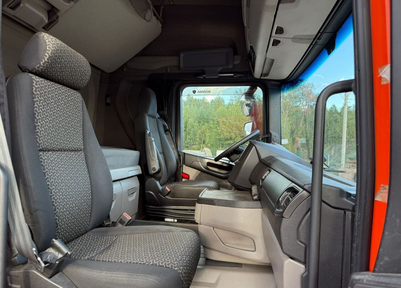 Тягач Scania R: фото 12