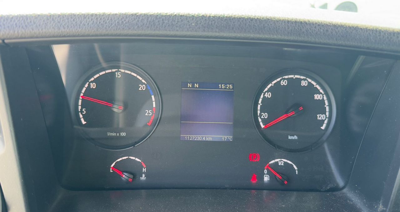 Тягач Scania R: фото 14