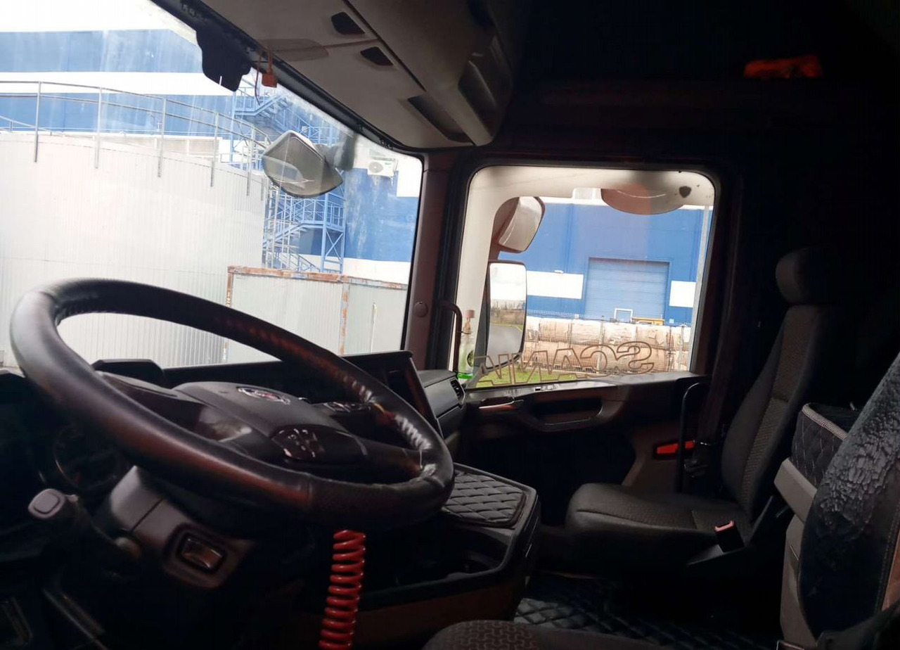 Тягач Scania R: фото 12