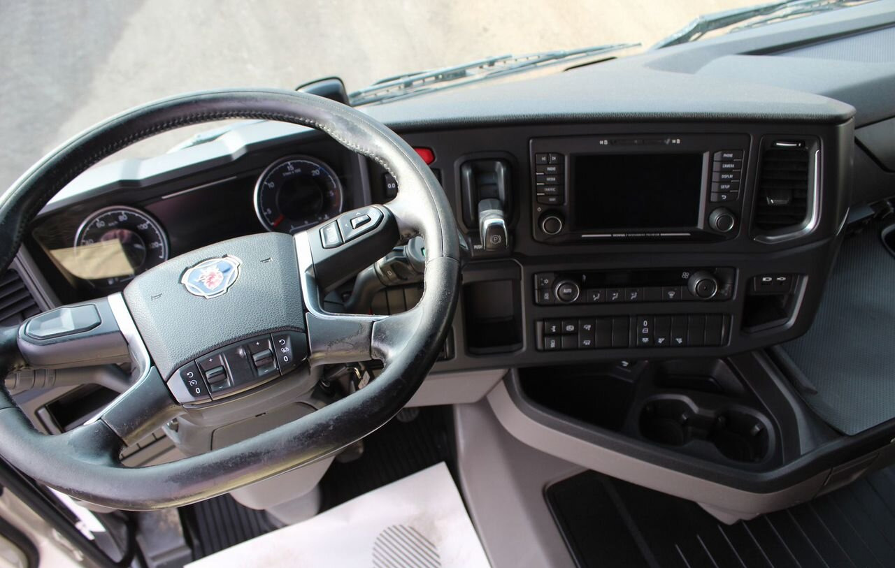 Тягач Scania R: фото 10