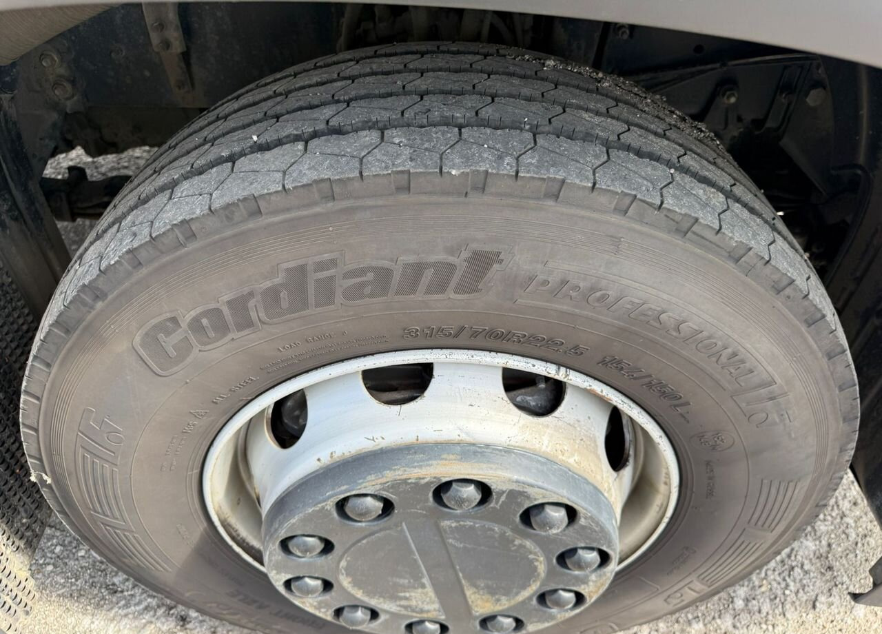 Тягач Scania R: фото 10