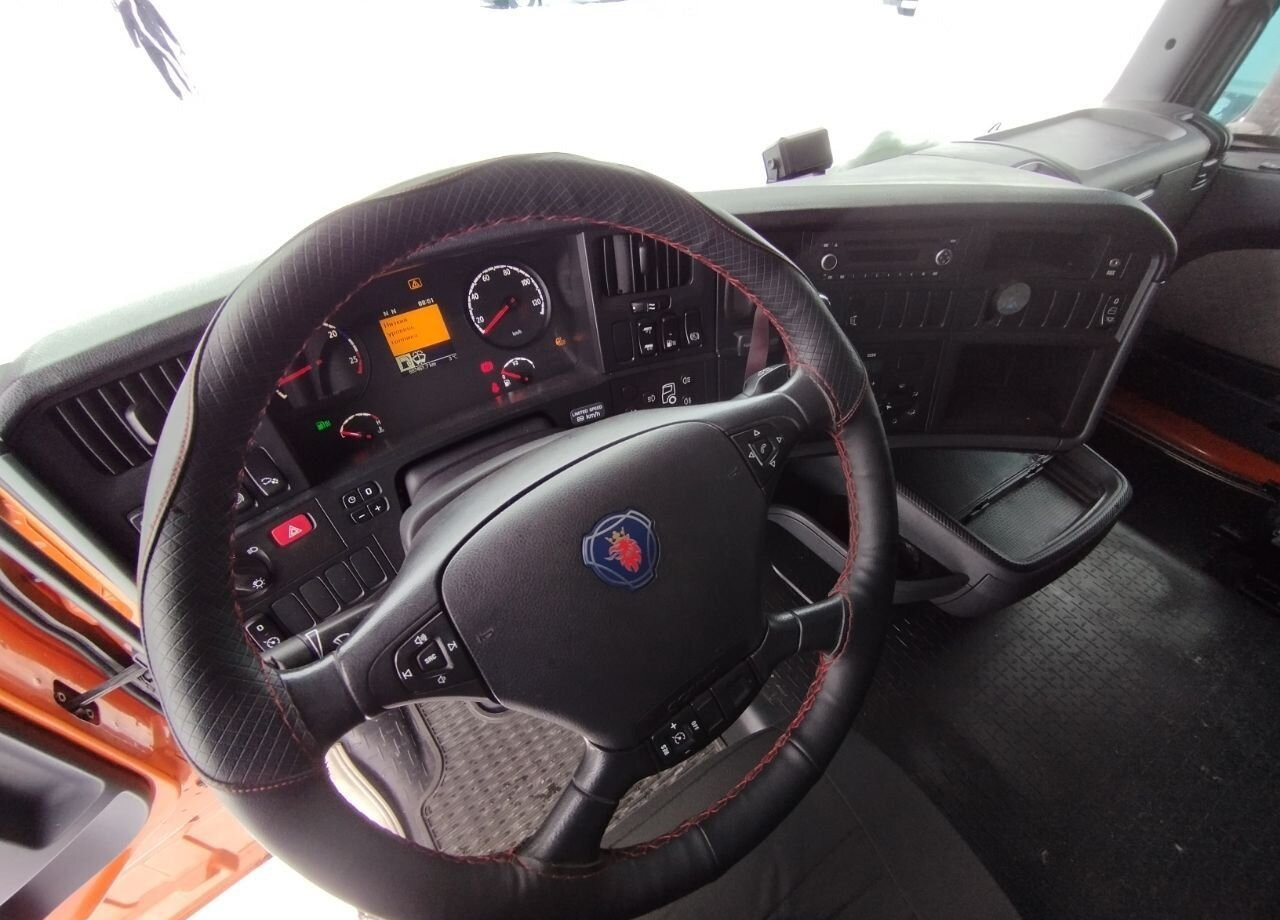 Тягач Scania R: фото 9