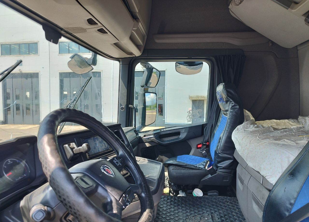 Тягач Scania R: фото 9