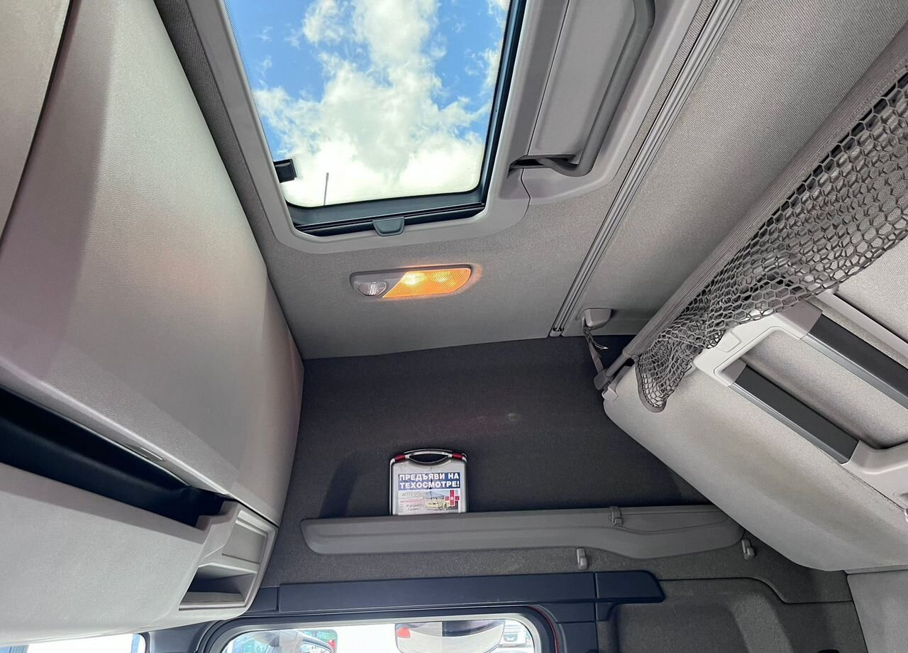 Тягач Scania R: фото 10