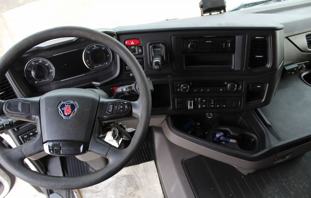 Тягач Scania R: фото 10