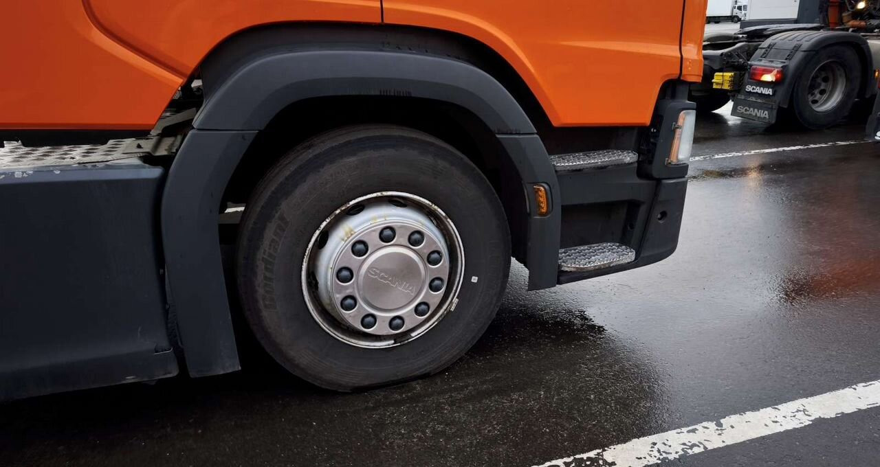 Тягач Scania R: фото 10