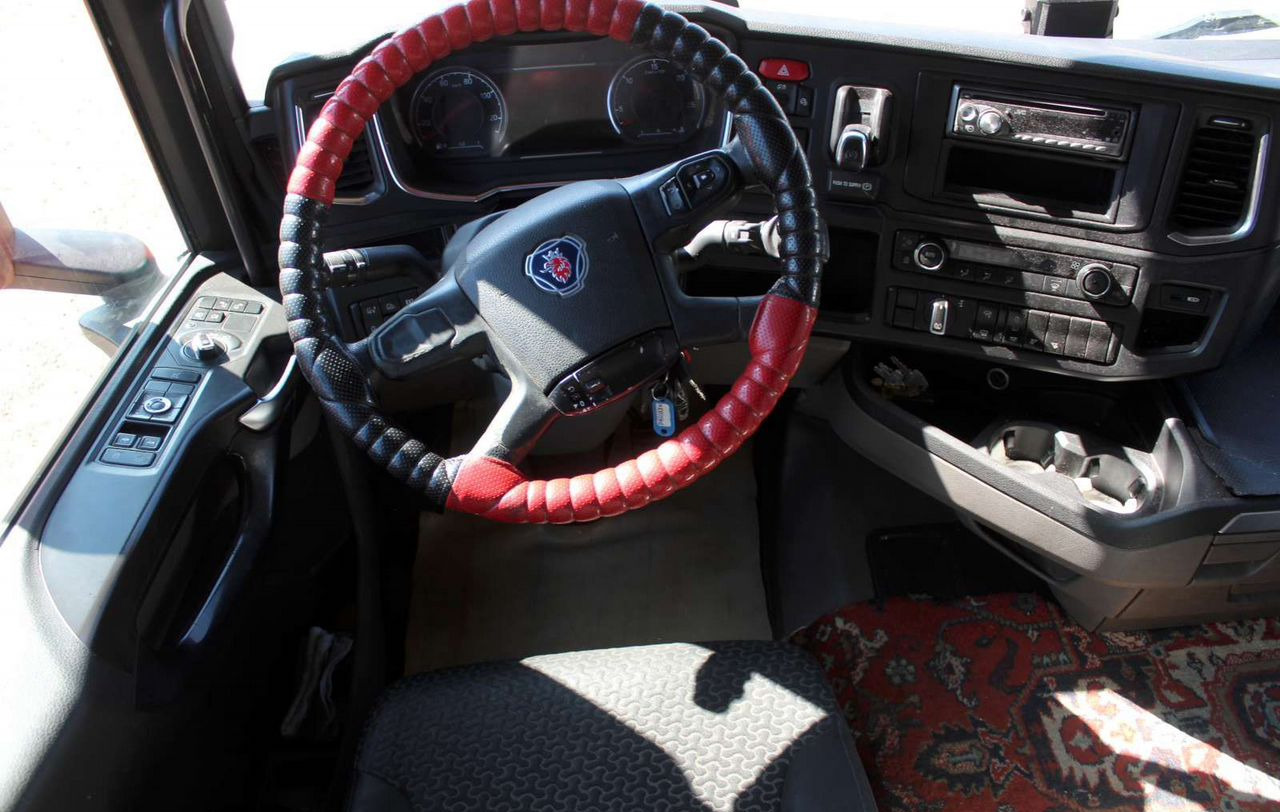 Тягач Scania R: фото 10