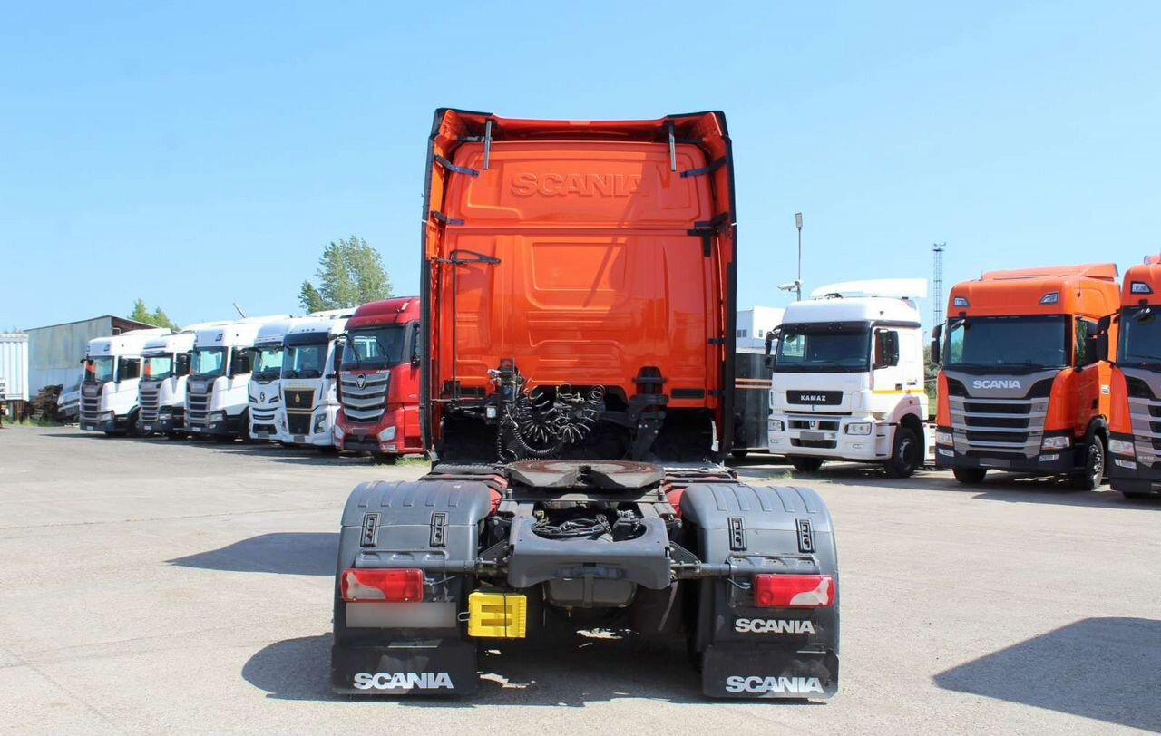 Тягач Scania R: фото 6