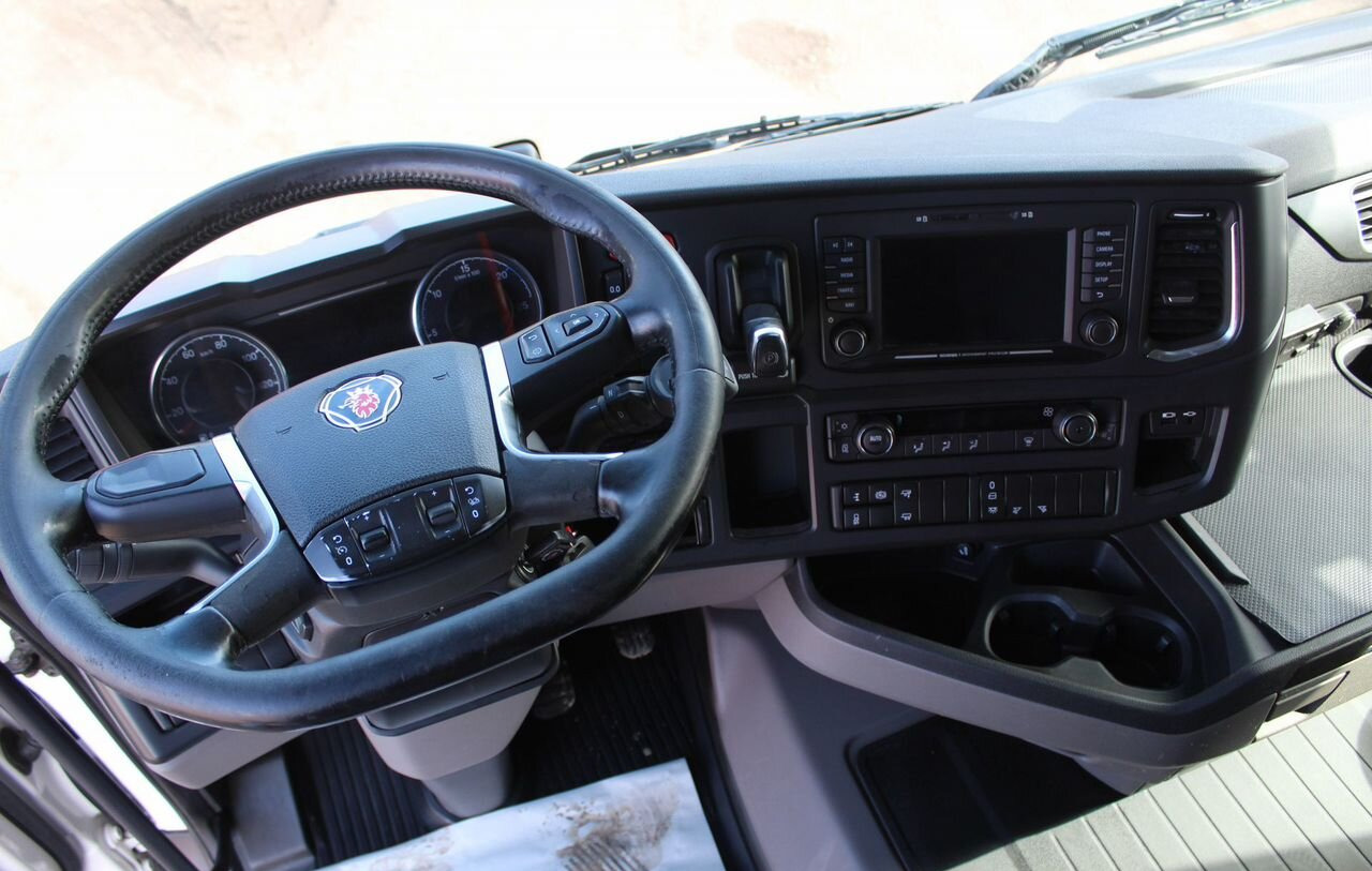 Тягач Scania R: фото 10