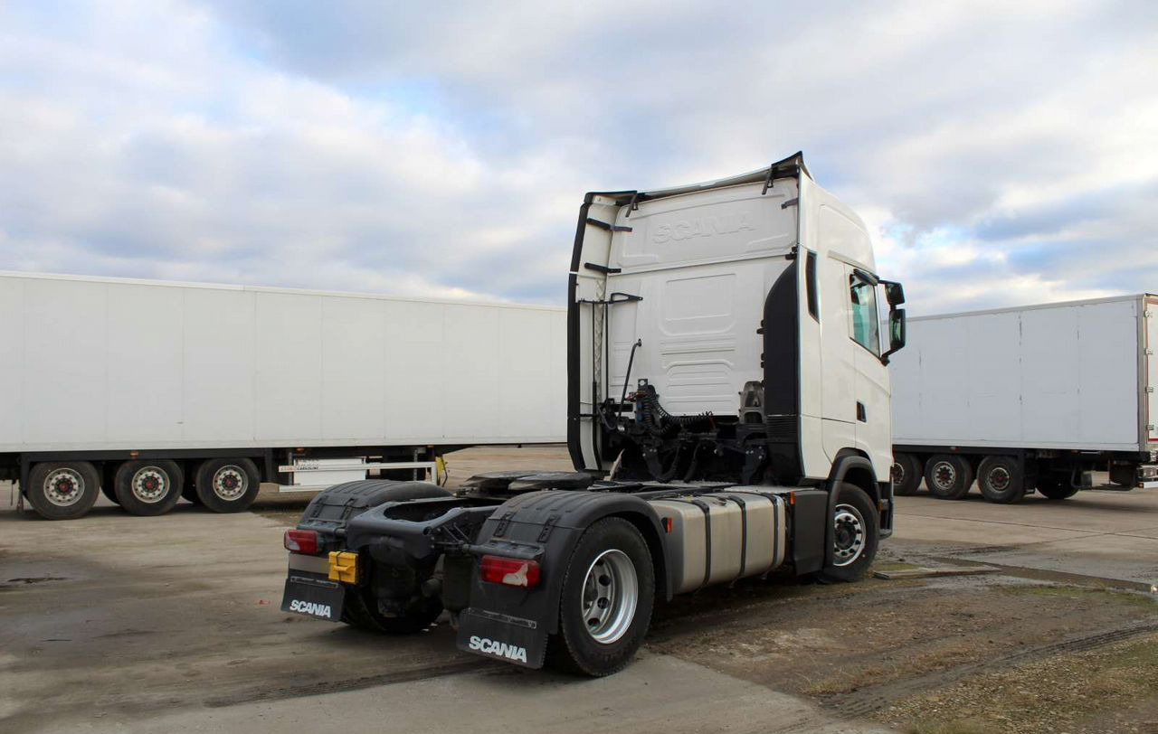 Тягач Scania S: фото 6