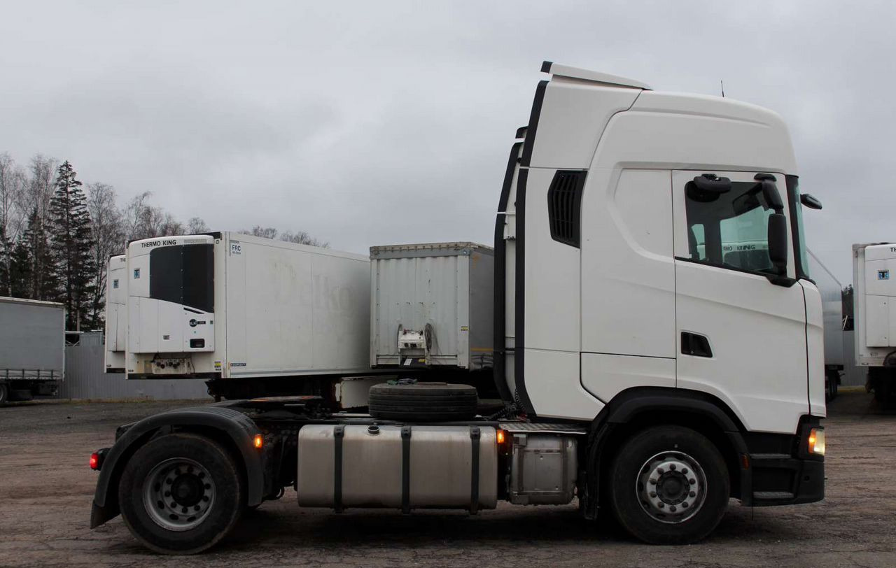 Тягач Scania S: фото 8