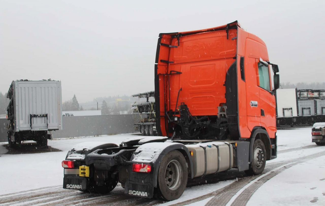 Тягач Scania S: фото 7