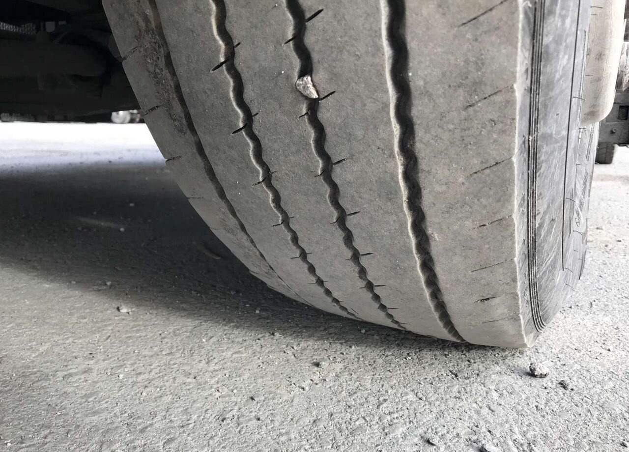 Тягач Scania S: фото 11