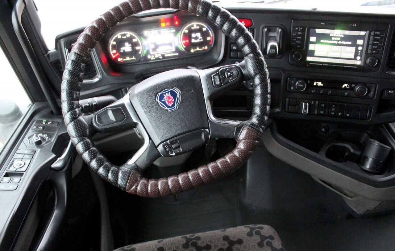 Тягач Scania S: фото 10