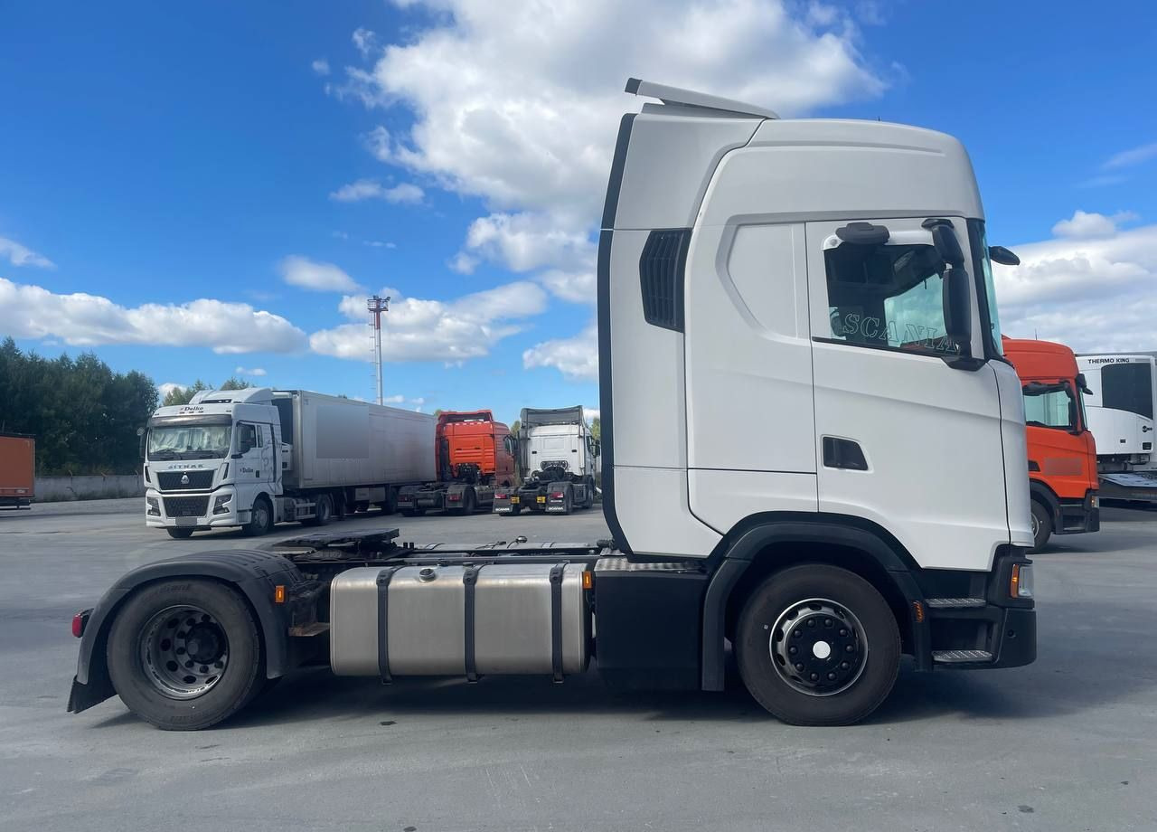 Тягач Scania S: фото 8