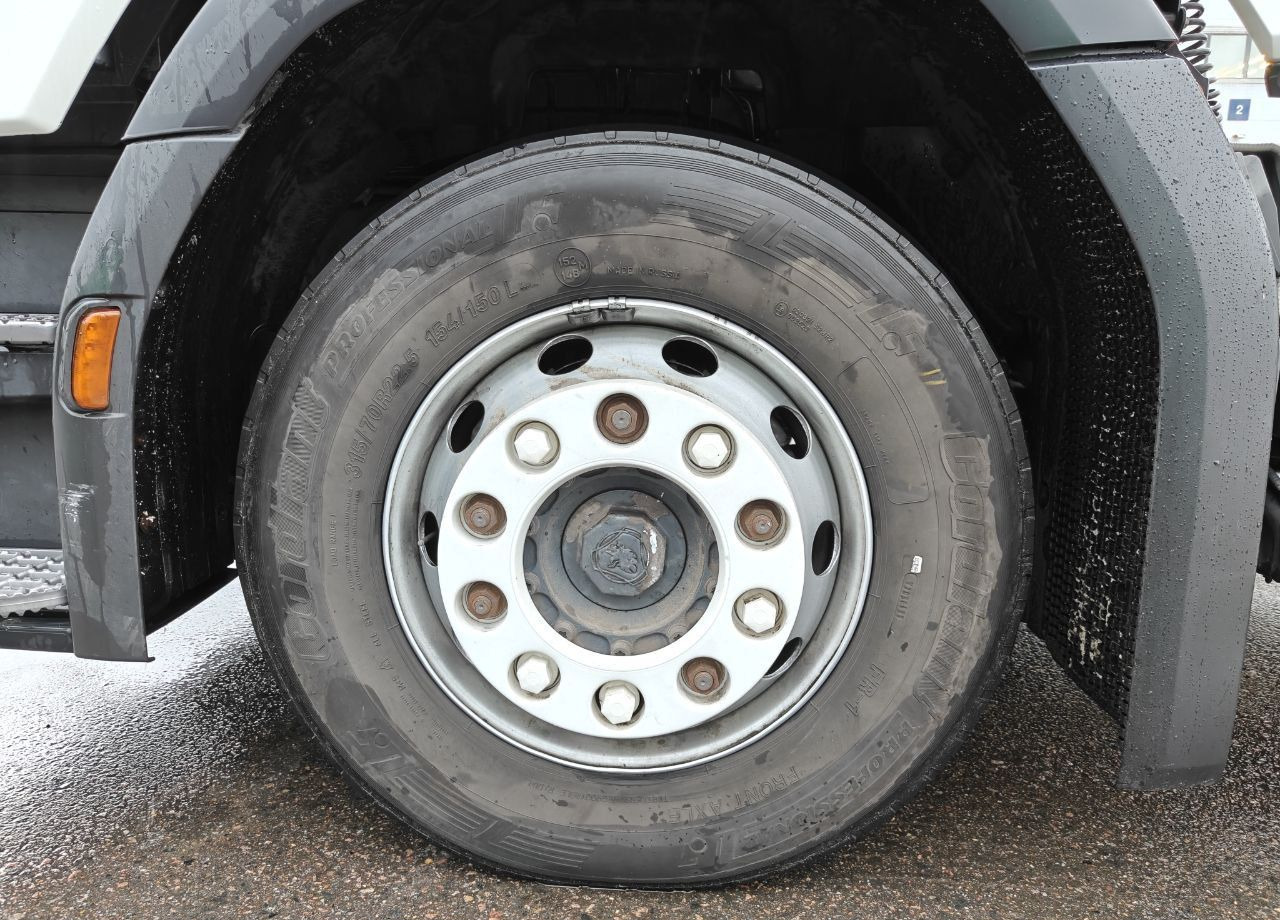 Тягач Scania S: фото 11