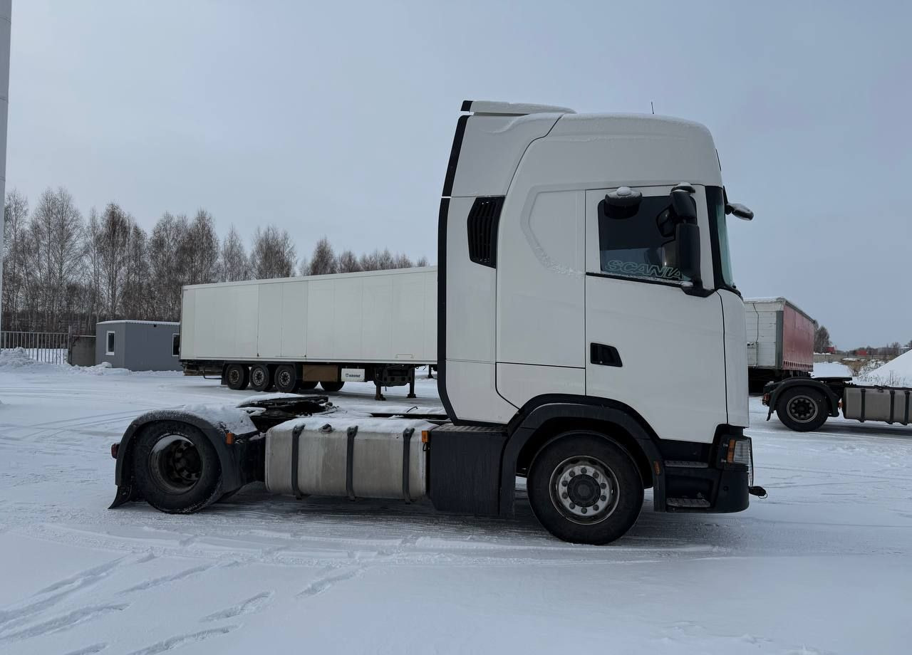 Тягач Scania S: фото 8