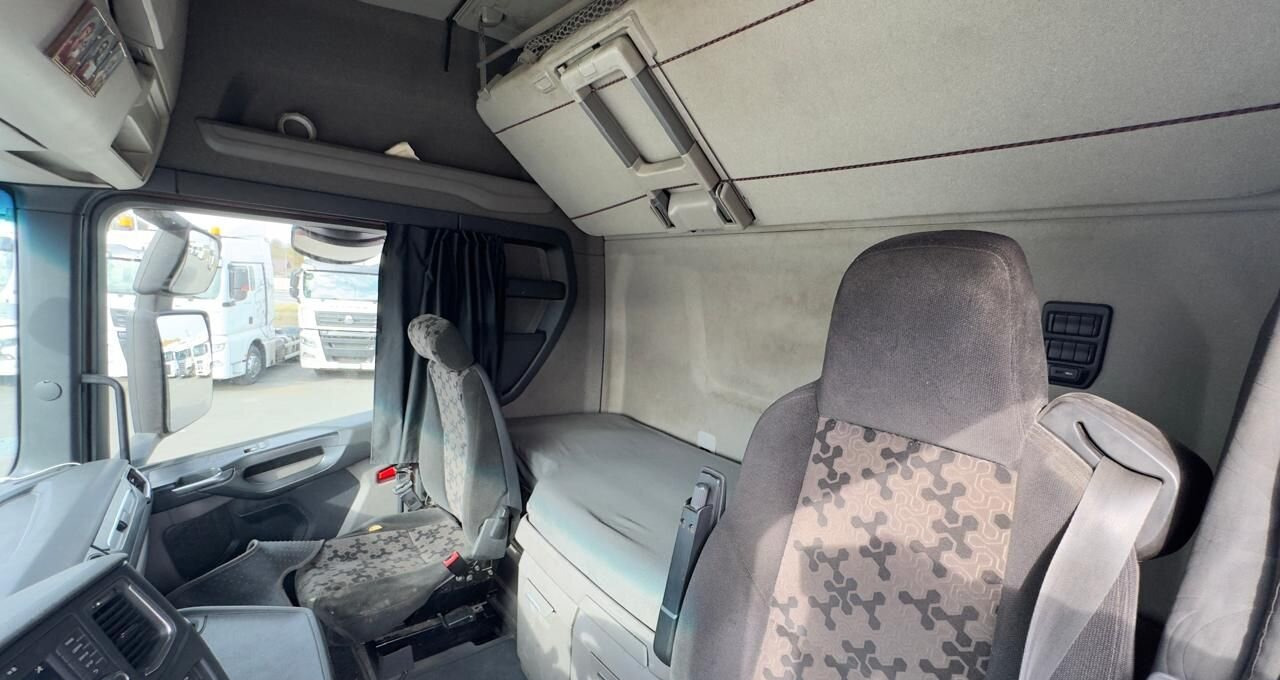 Тягач Scania S: фото 9