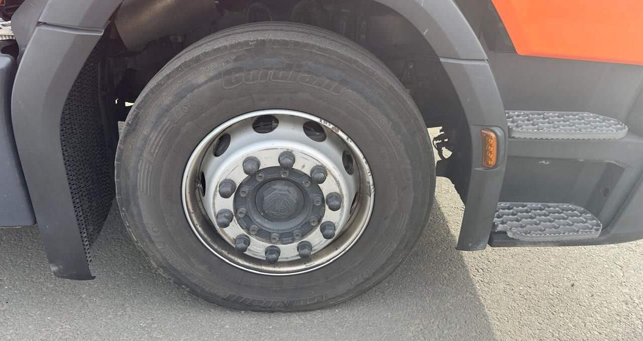 Тягач Scania S: фото 11