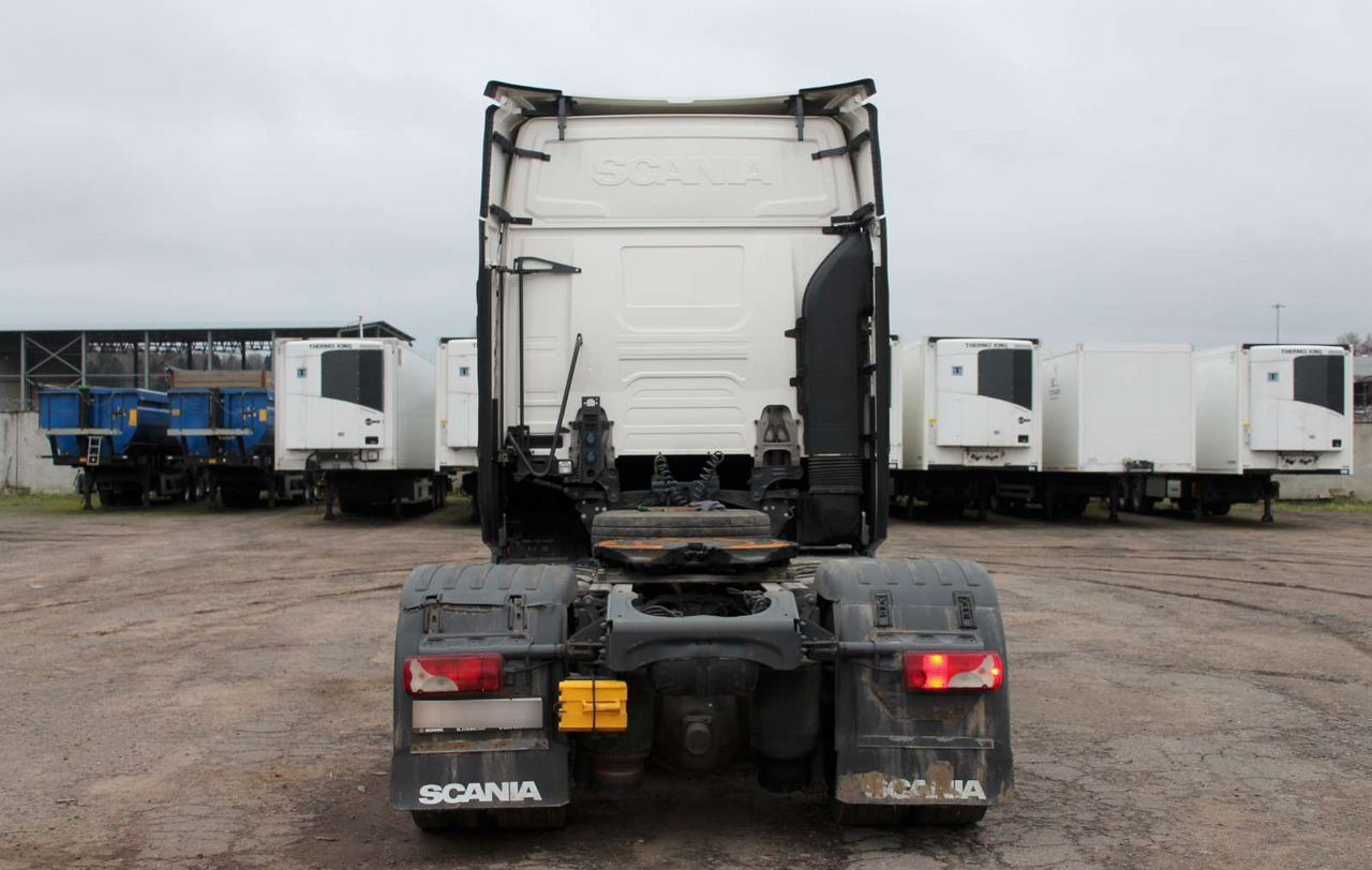 Тягач Scania S: фото 6
