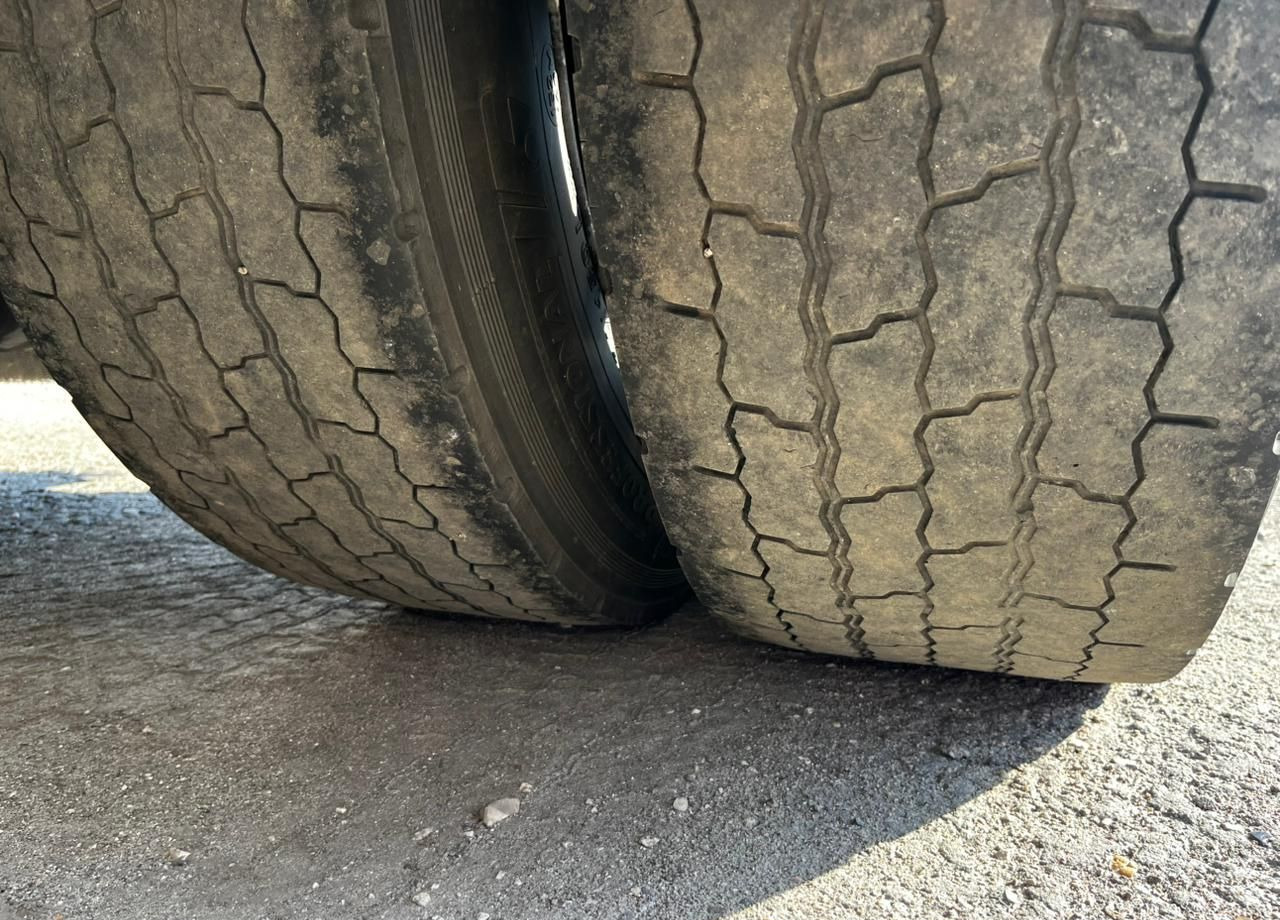 Тягач Scania S: фото 12