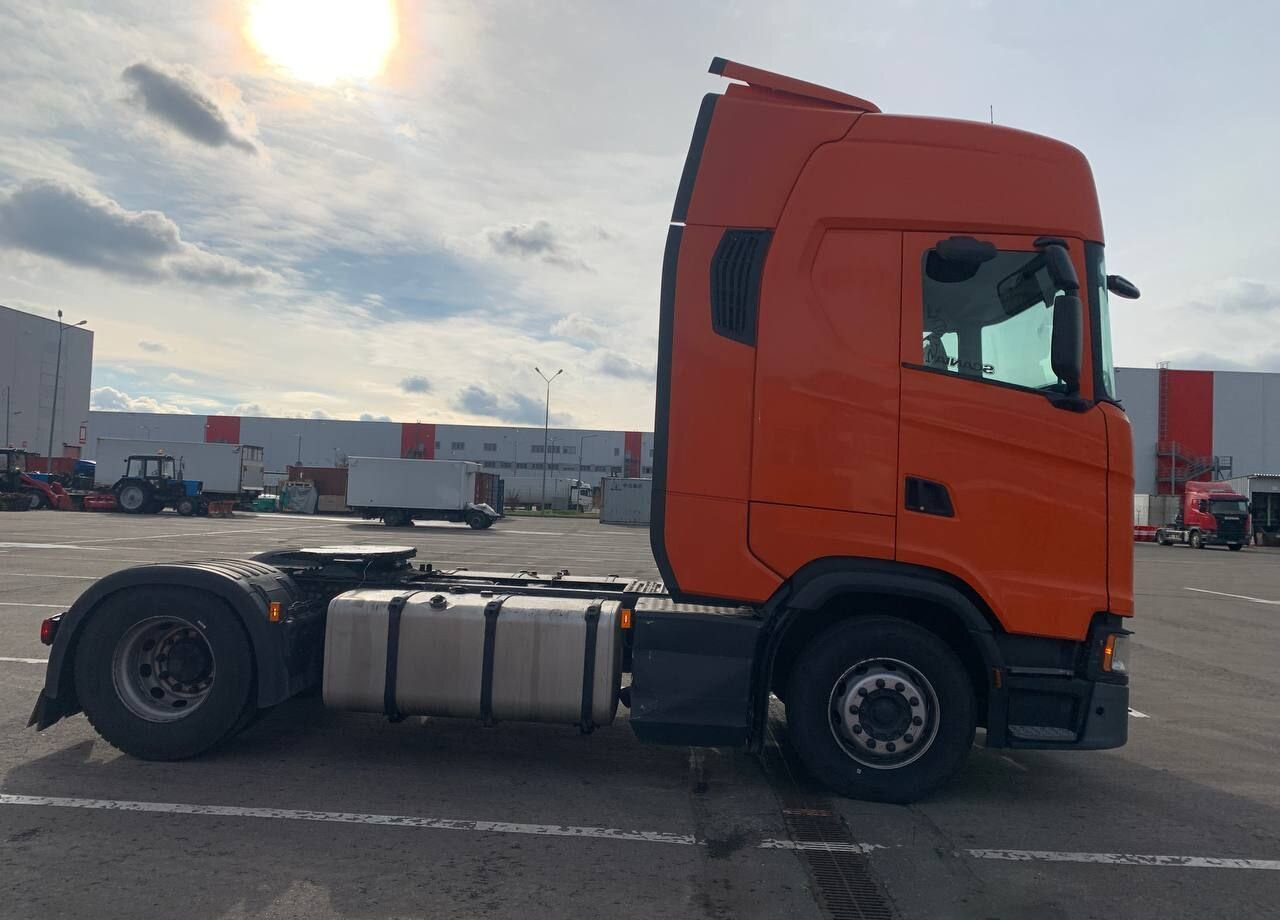 Тягач Scania S: фото 8