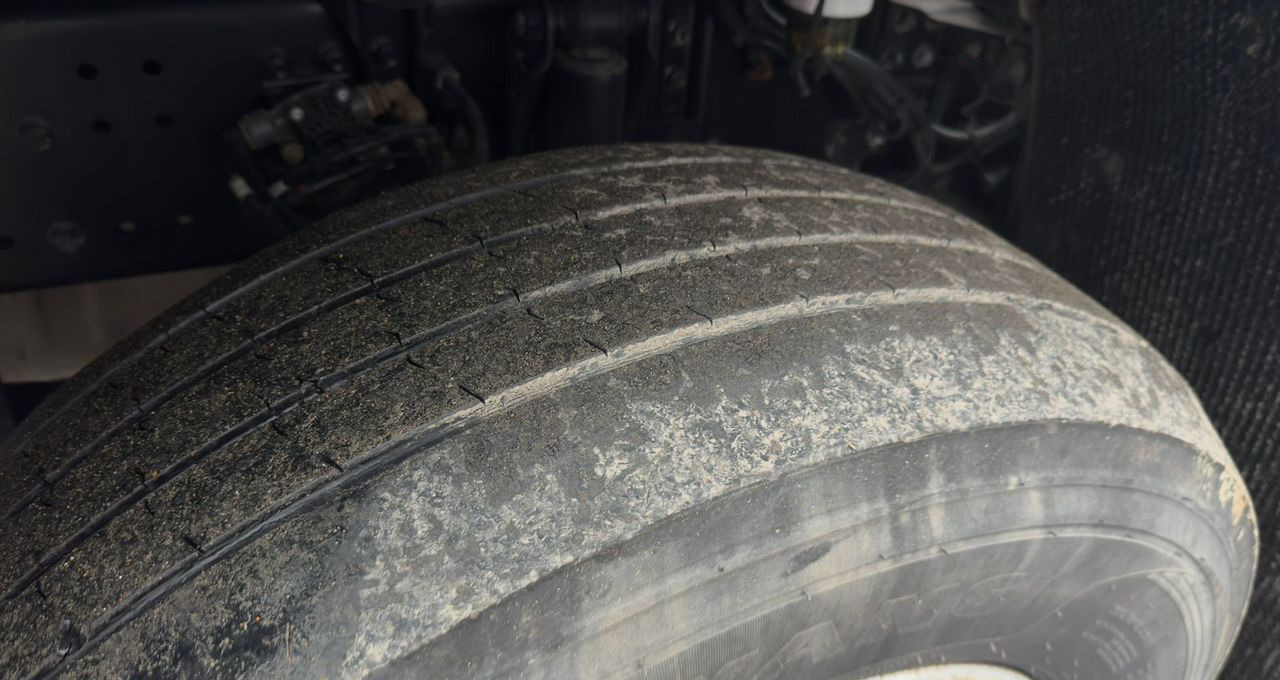 Тягач Shacman X6000: фото 13