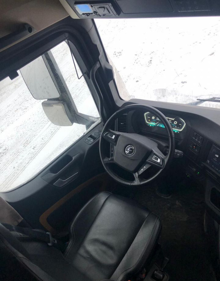 Тягач Shacman X6000: фото 14