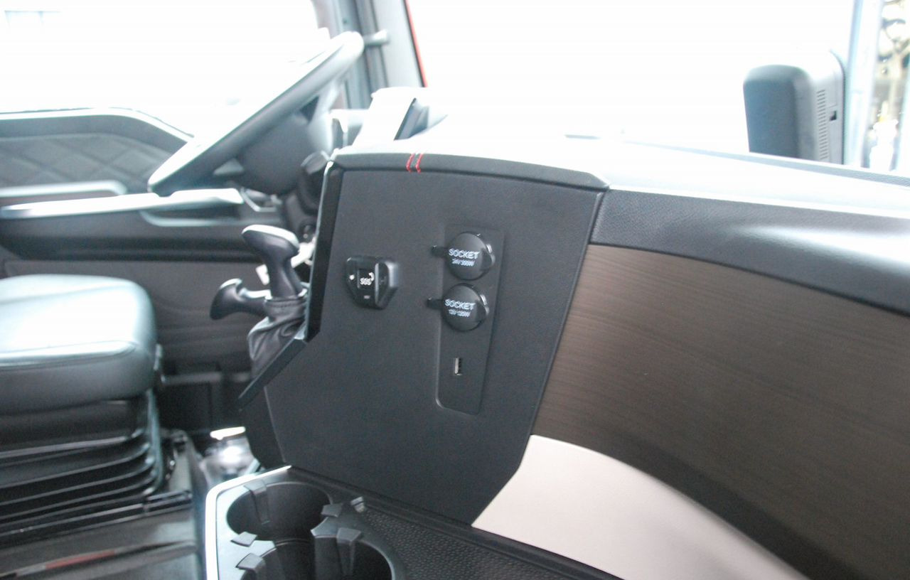 Новый Тягач Sitrak C7H MAX: фото 13
