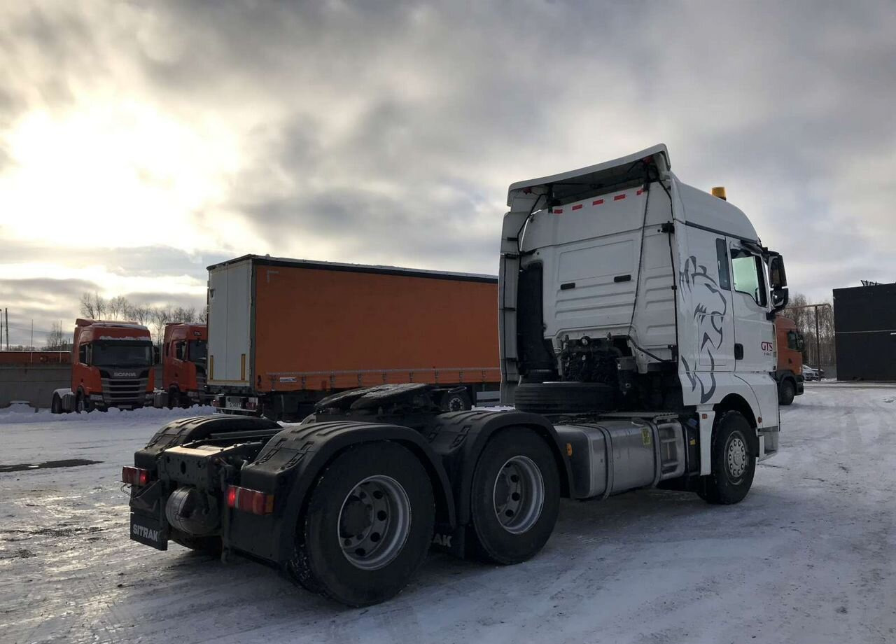 Тягач Sitrak C7H: фото 7