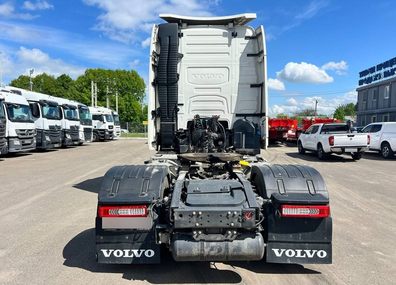 Тягач Volvo FH: фото 6