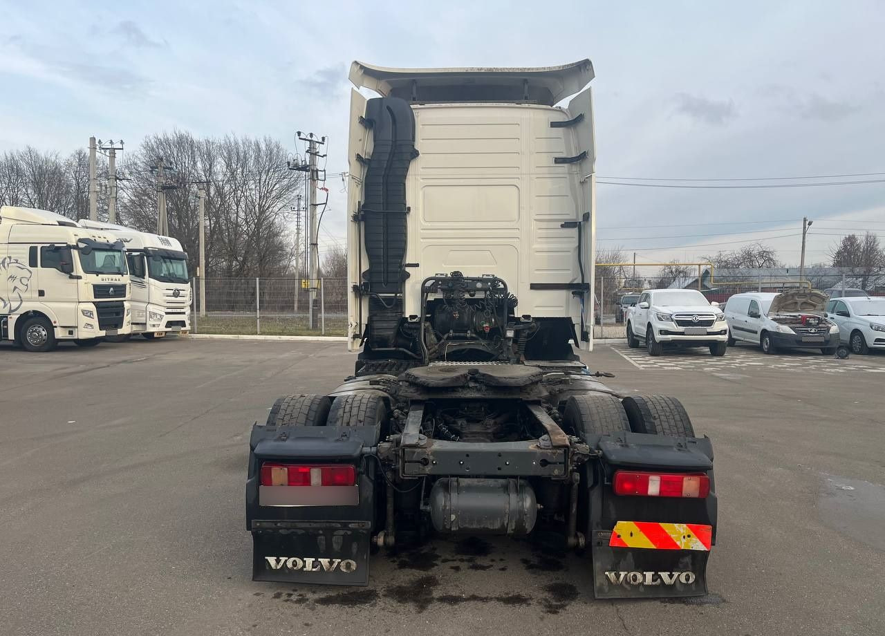 Тягач Volvo FH: фото 6