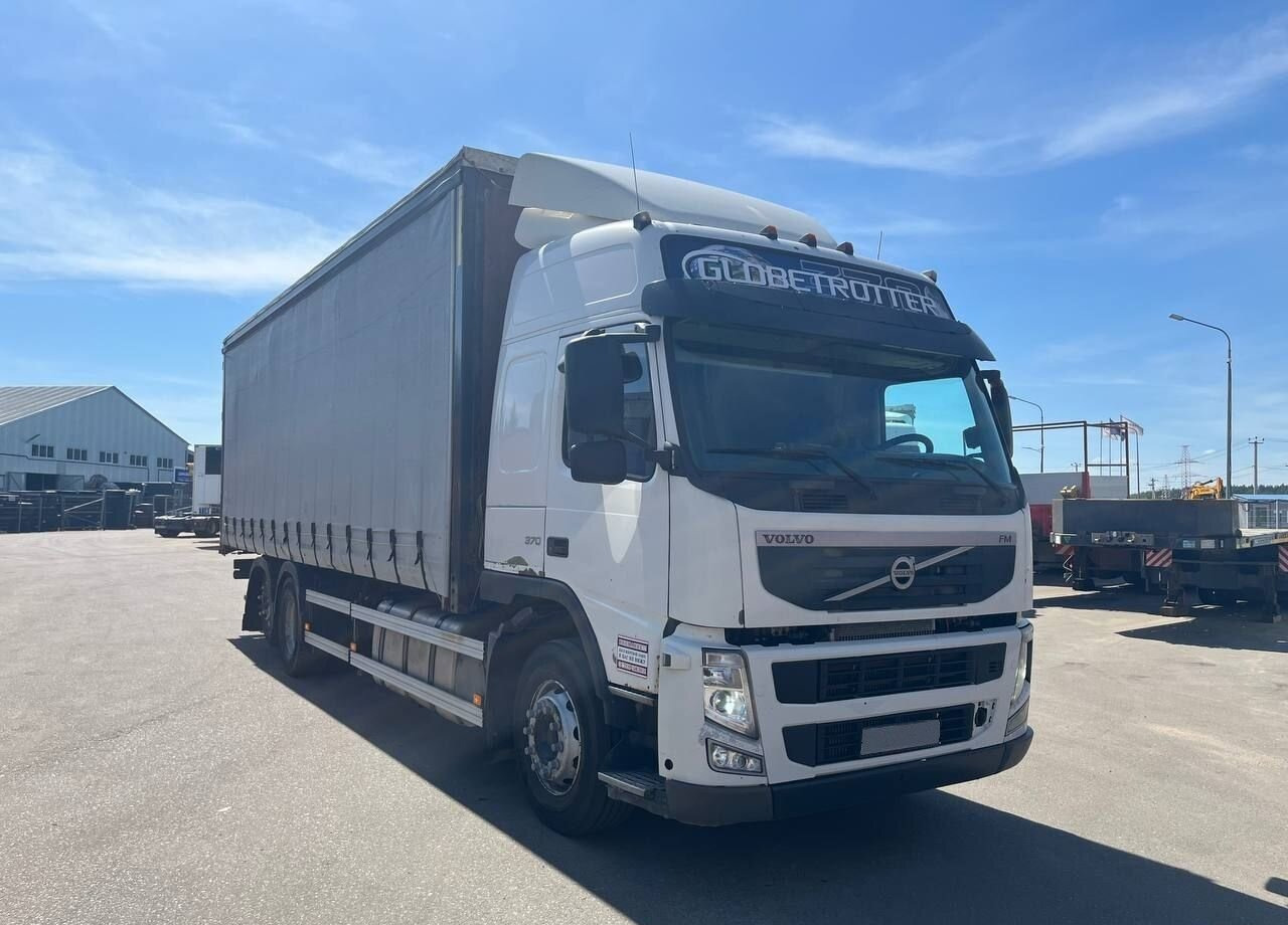 Volvo F-Series - Тентованный грузовик: фото 1 Volvo F-Series - Тентованный грузовик: фото 1