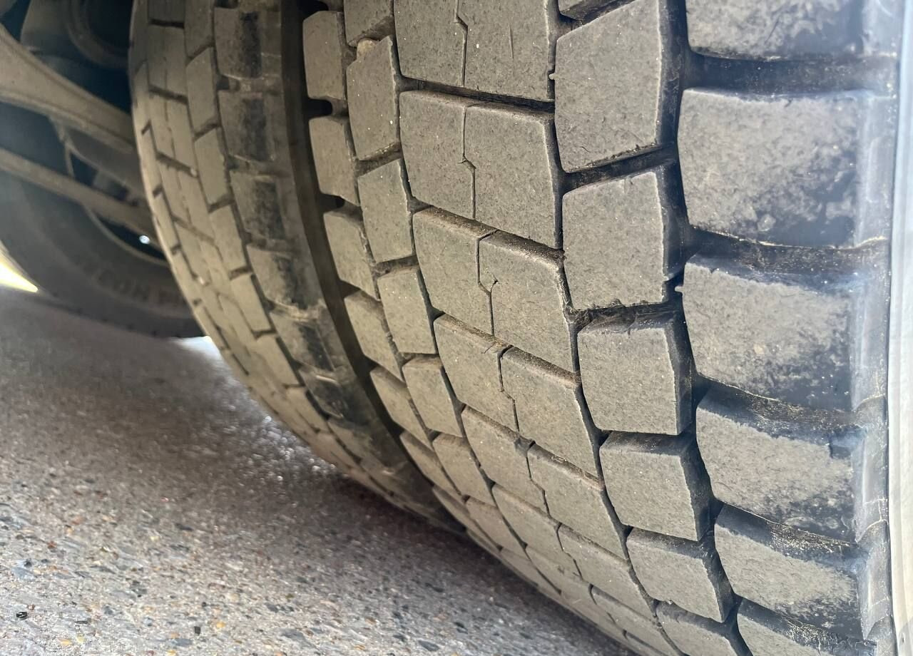 Тентованный грузовик Volvo F-Series: фото 13 Тентованный грузовик Volvo F-Series: фото 13