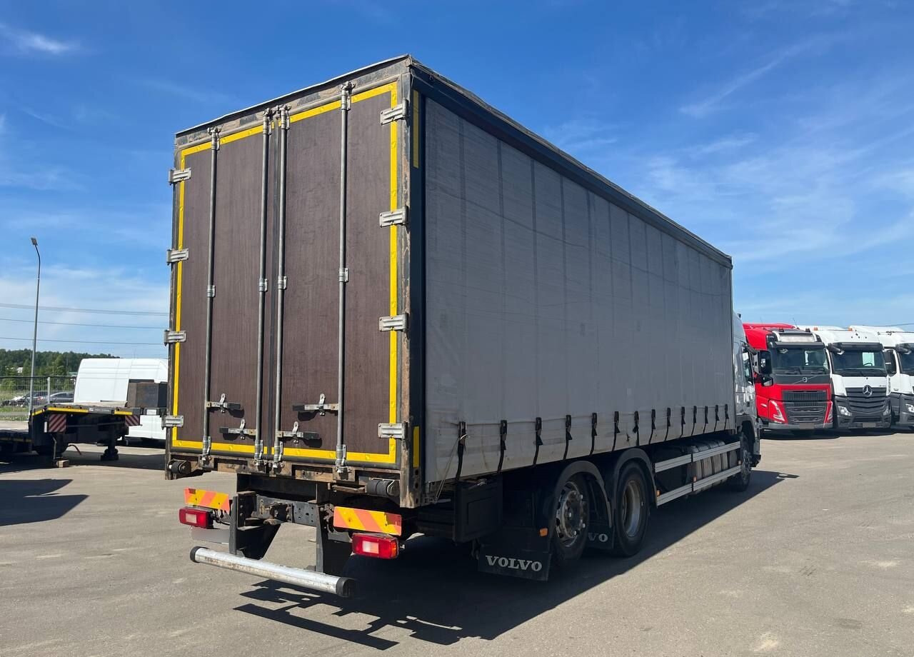 Тентованный грузовик Volvo F-Series: фото 7 Тентованный грузовик Volvo F-Series: фото 7