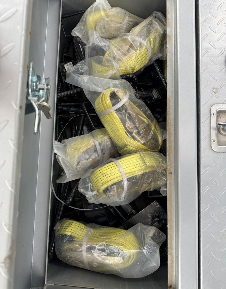 Полуприцеп-автовоз AMUR LYR9402TCL: фото 13 Полуприцеп-автовоз AMUR LYR9402TCL: фото 13