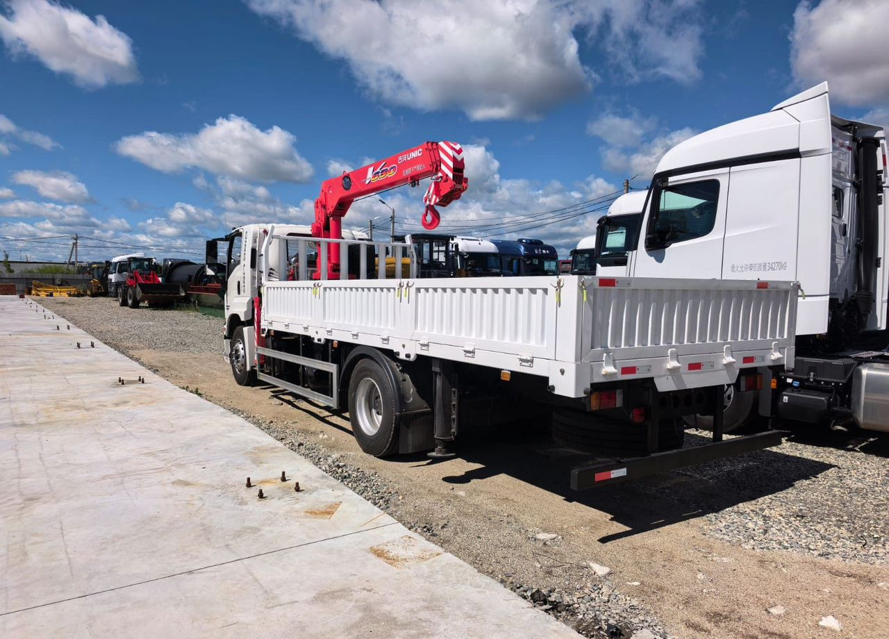 Isuzu Giga (C-series) - Грузовик бортовой/ Платформа, Автоманипулятор: фото 5 Isuzu Giga (C-series) - Грузовик бортовой/ Платформа, Автоманипулятор: фото 5