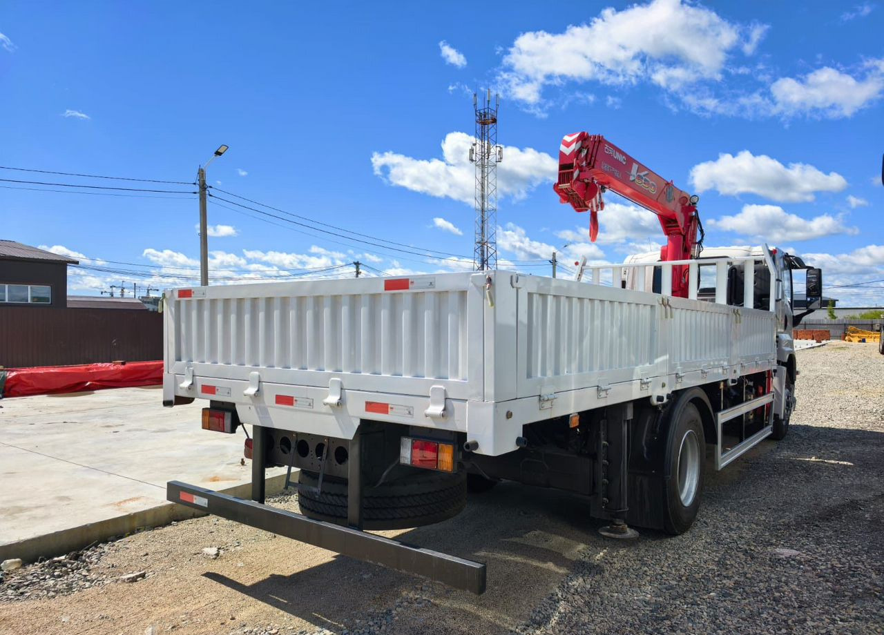 Isuzu Giga (C-series) - Грузовик бортовой/ Платформа, Автоманипулятор: фото 4 Isuzu Giga (C-series) - Грузовик бортовой/ Платформа, Автоманипулятор: фото 4
