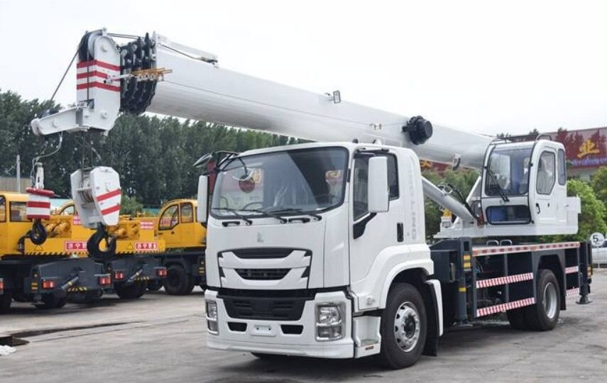 Isuzu STSQ-WSL - Мобильный кран: фото 3 Isuzu STSQ-WSL - Мобильный кран: фото 3