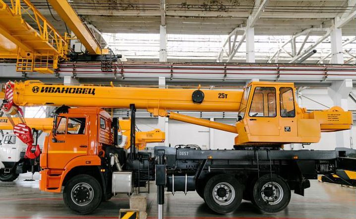 Ивановец КС-45717К-1В - Автокран: фото 3 Ивановец КС-45717К-1В - Автокран: фото 3