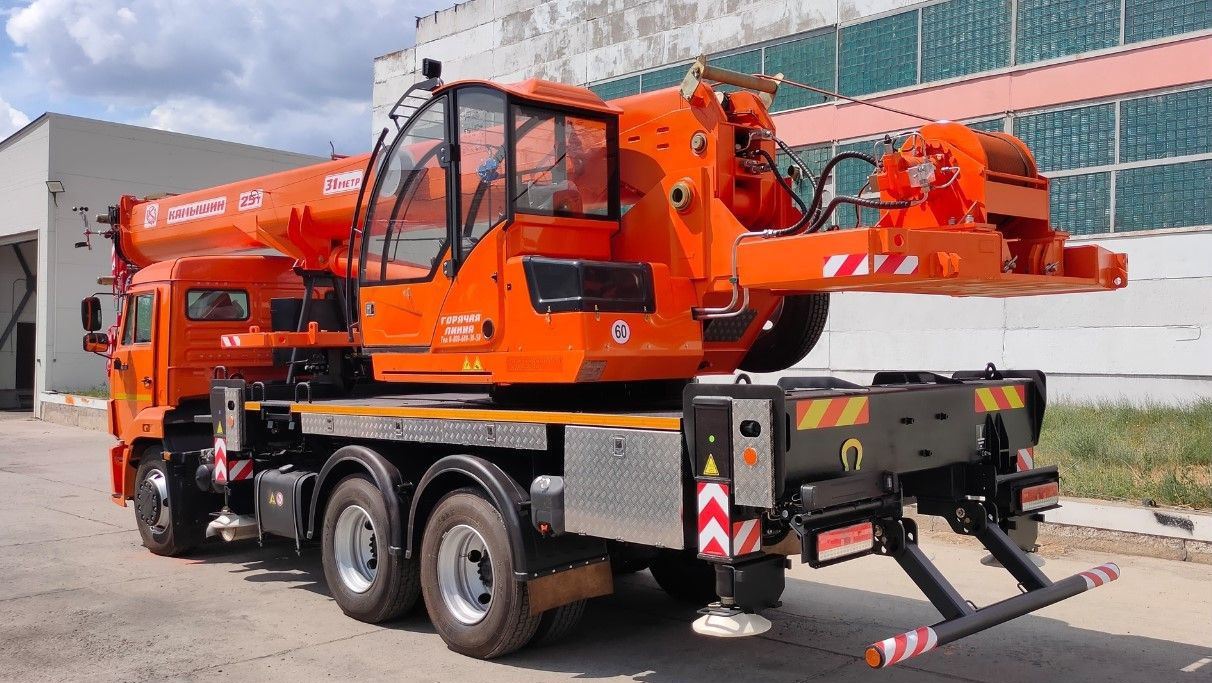 Камышинский КЗ КС-55713-1К-4 - Автокран: фото 3 Камышинский КЗ КС-55713-1К-4 - Автокран: фото 3