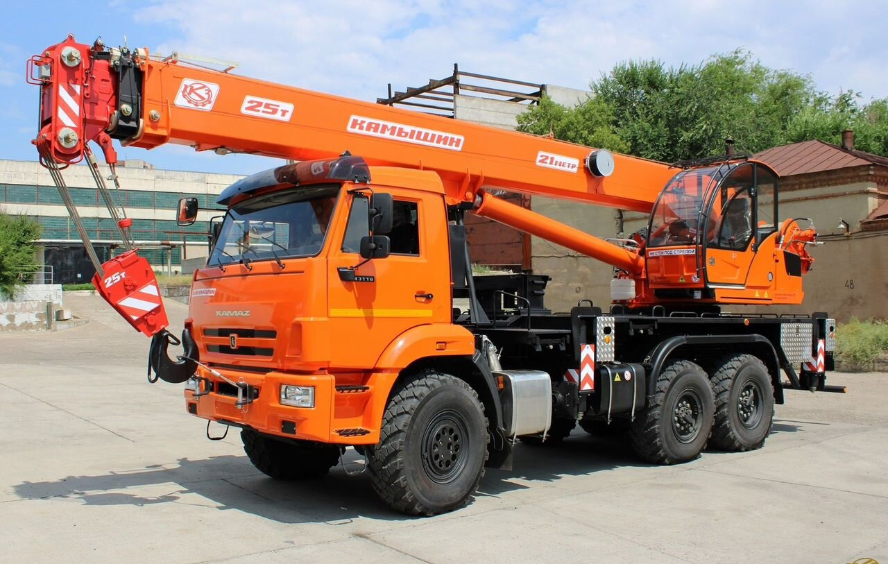 Камышинский КЗ КС-55713-5К-1 - Автокран: фото 1 Камышинский КЗ КС-55713-5К-1 - Автокран: фото 1